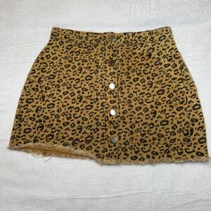 Mittoshop Size Small Leopard Print Button-Front Skirt